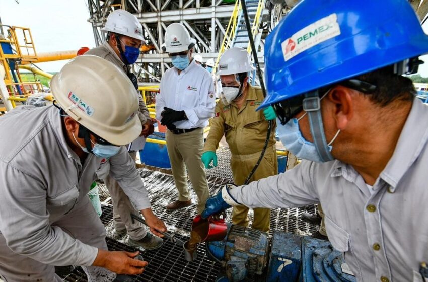  Pemex estabiliza producción de crudo en 1.8 millones de barriles diarios en 2023