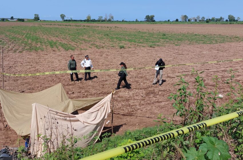  Motociclista fallece en salida de camino en Culiacán