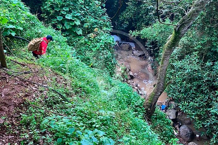  Localizan cuerpo de menor arrastrado por la corriente de un arroyo en Michoacán