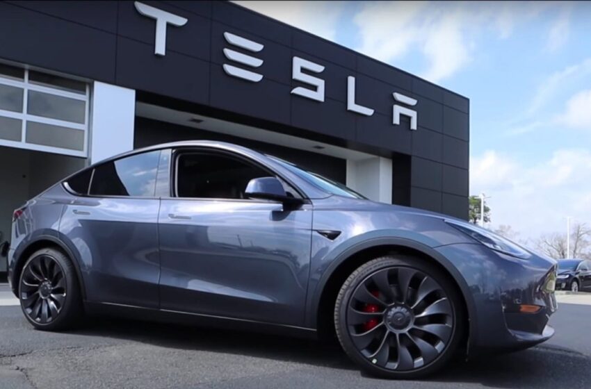  Tesla llamará a revisión telemática a más de 1.6 millones de autos en China