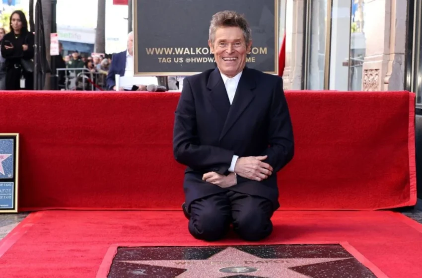  Willem Dafoe ya tiene su estrella en el Paseo de la Fama de Hollywood