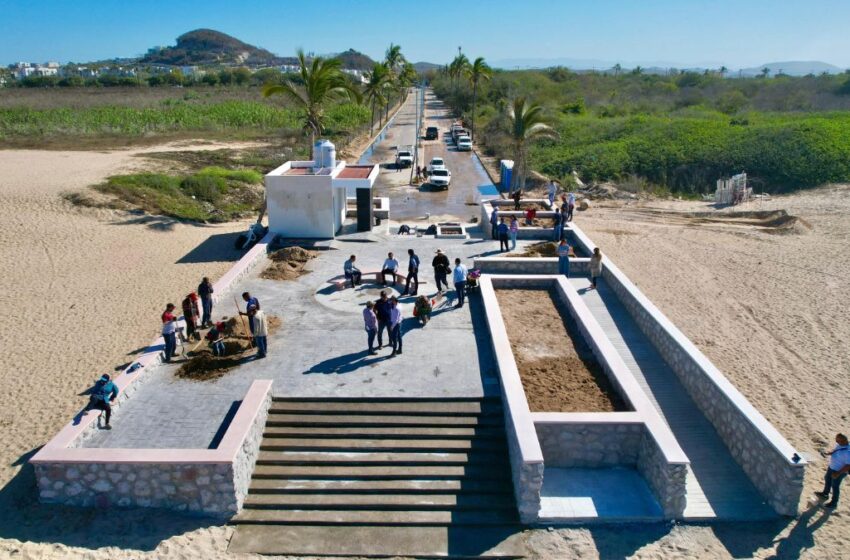  En Mazatlán los accesos a playas ya tienen baños y regaderas  