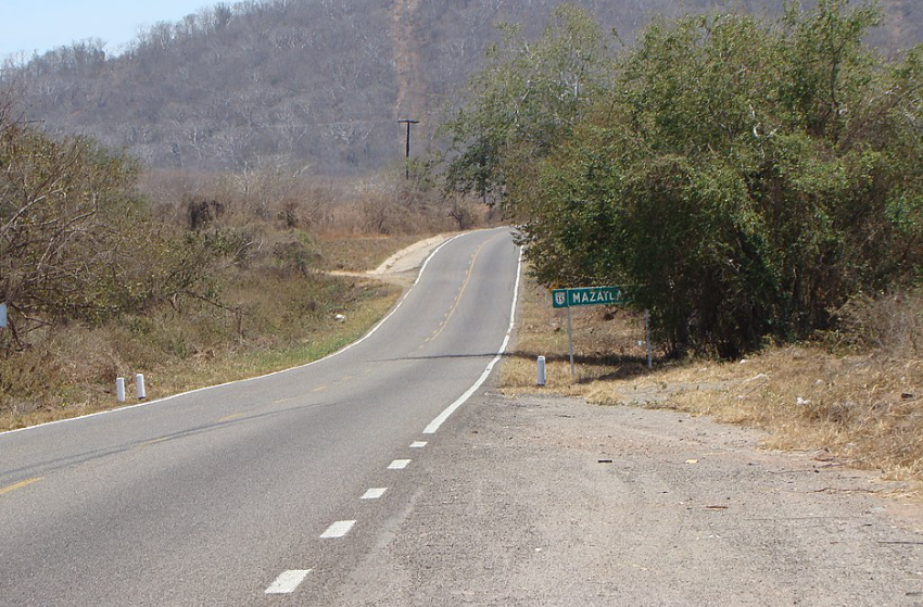  Confirma alcalde asaltos y extorsiones en carreteras de Mazatlán; reforzarán la seguridad