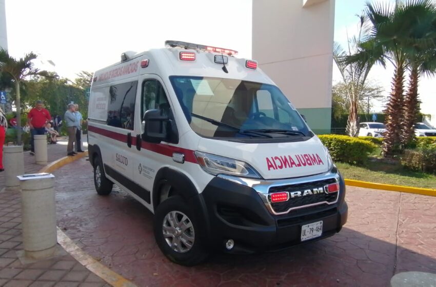  Hospital General de Mazatlán recibe en donación una ambulancia de la Secretaría de Salud del Estado