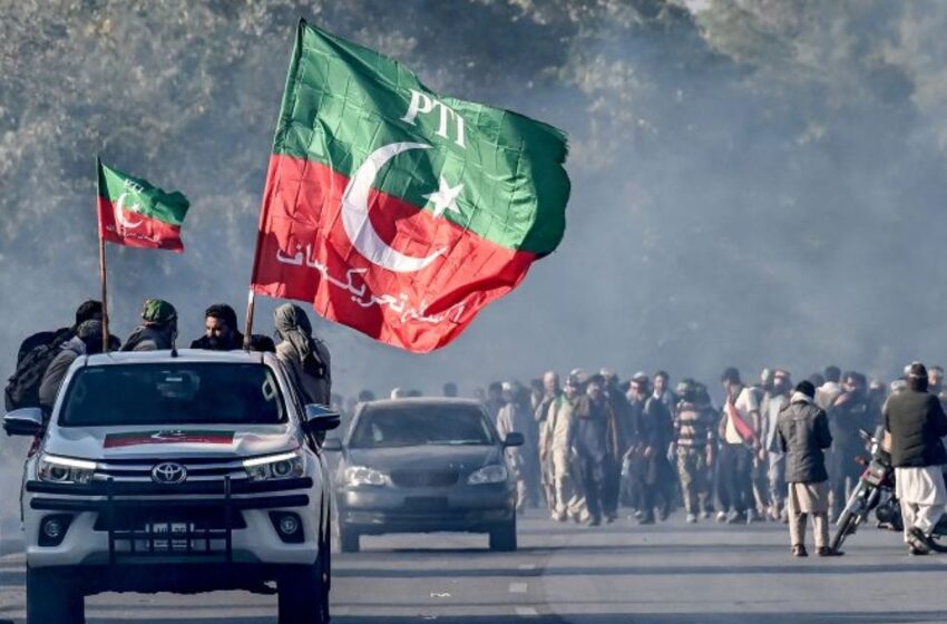 Una capital bloqueada, internet cortada y manifestantes enfrentados a la Policía. ¿Qué está pasando en Pakistán?