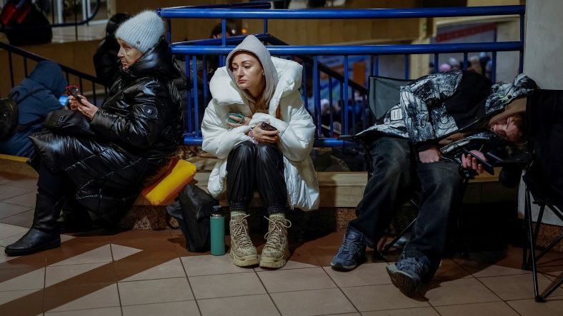  Más de un millón de hogares ucranianos se quedan sin electricidad tras un grave ataque ruso a instalaciones energéticas