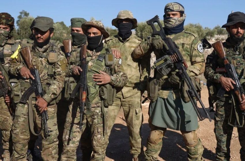  La Casa Blanca dice que está “monitoreando de cerca” los acontecimientos en Siria después de que los rebeldes sirios tomaran el control de la mayor parte de Aleppo
