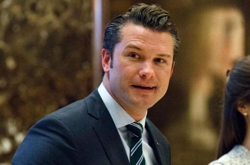  El equipo de Trump considera alternativas para reemplazar a Hegseth como el designado para secretario de Defensa