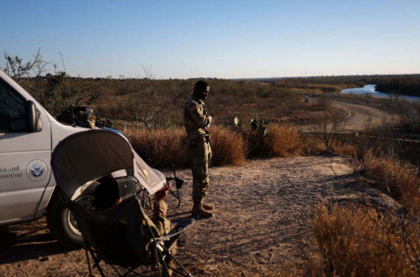  Deportaciones en EE.UU., medidas de Trump sobre migración y más, en vivo