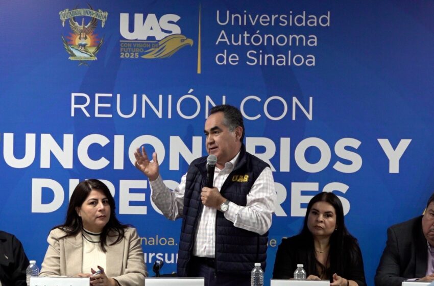  Con un llamado a la unidad y la inclusión, se reúne el Rector Jesús Madueña con funcionarios y directores para proyectar la agenda académica y administrativa del 2025