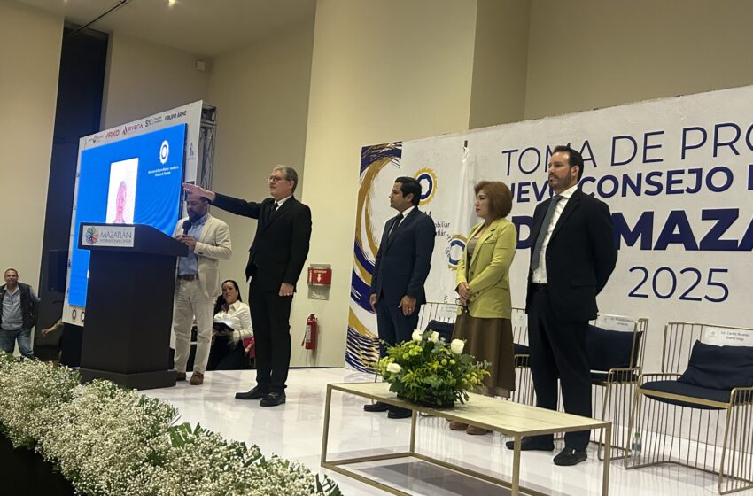  Rinde protesta la nueva mesa directiva de ADIM 2025-2027