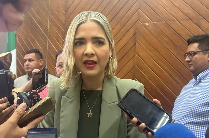  Estrella Palacios lamenta homicidio de policías en Mazatlán