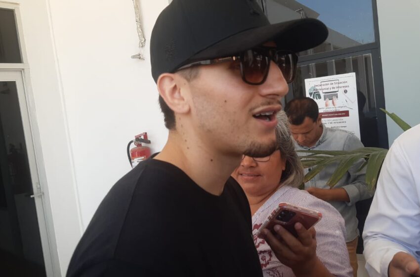  Marco Verde Sostendrá una Pelea en Mazatlán en Diciembre; el Mazatleco se Reunió con la Alcaldesa Estrella Palacios