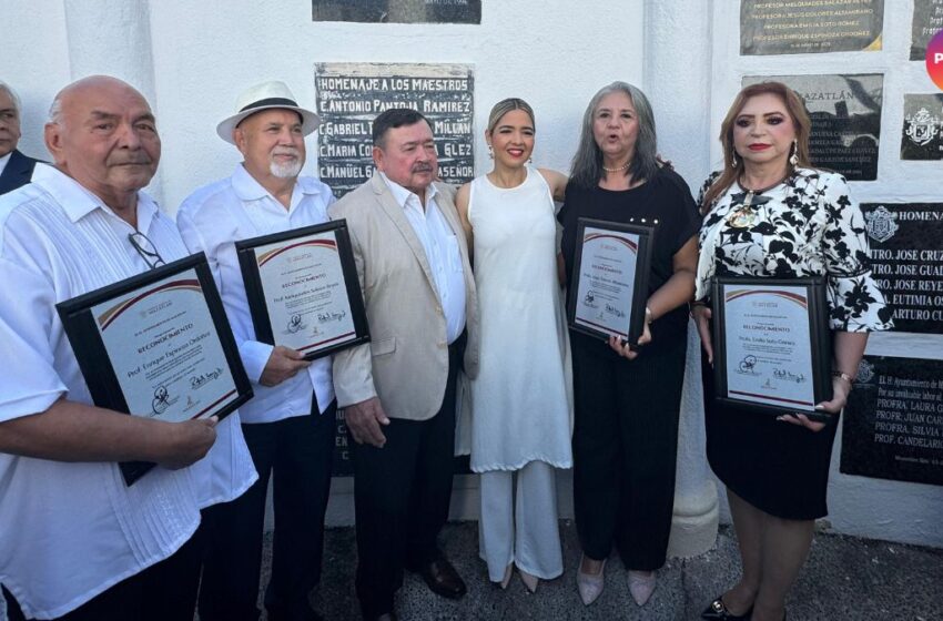  Mazatlán honra con orgullo a sus maestros de vida 