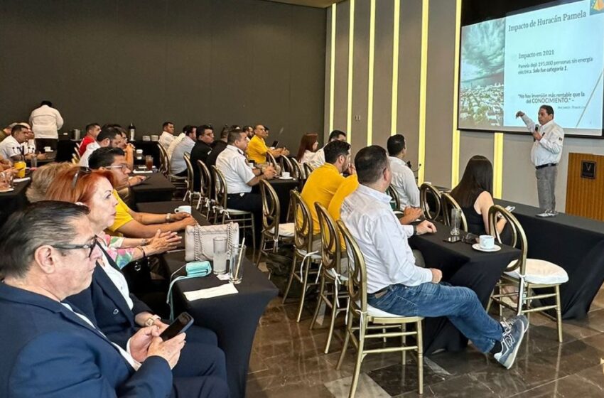  Refuerzan capacitación en Mazatlán para enfrentar riesgos en emergencias 