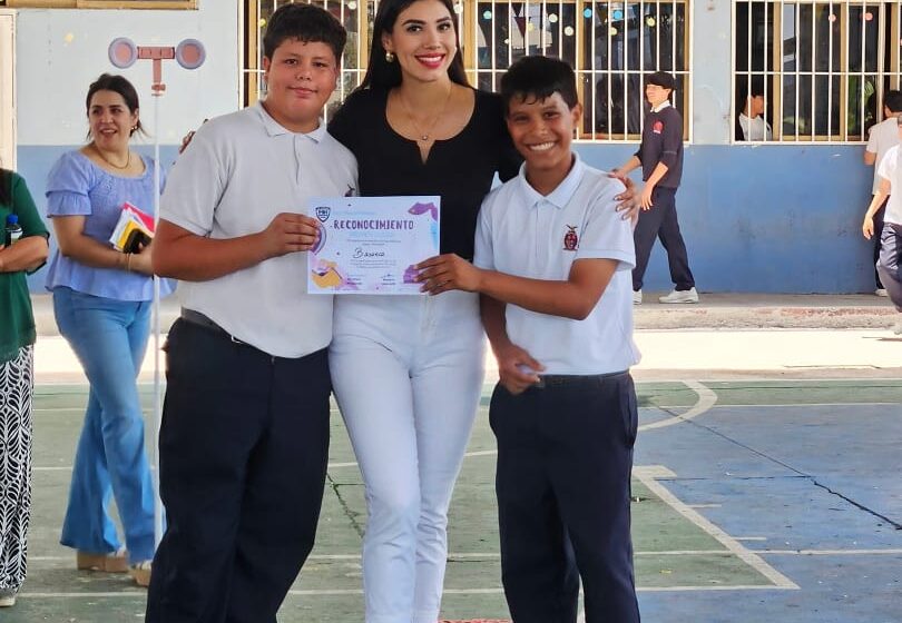  Alumnos Innovadores de la Secundaria Miguel Hidalgo Sorprenden con Proyectos Tecnológicos Sustentables