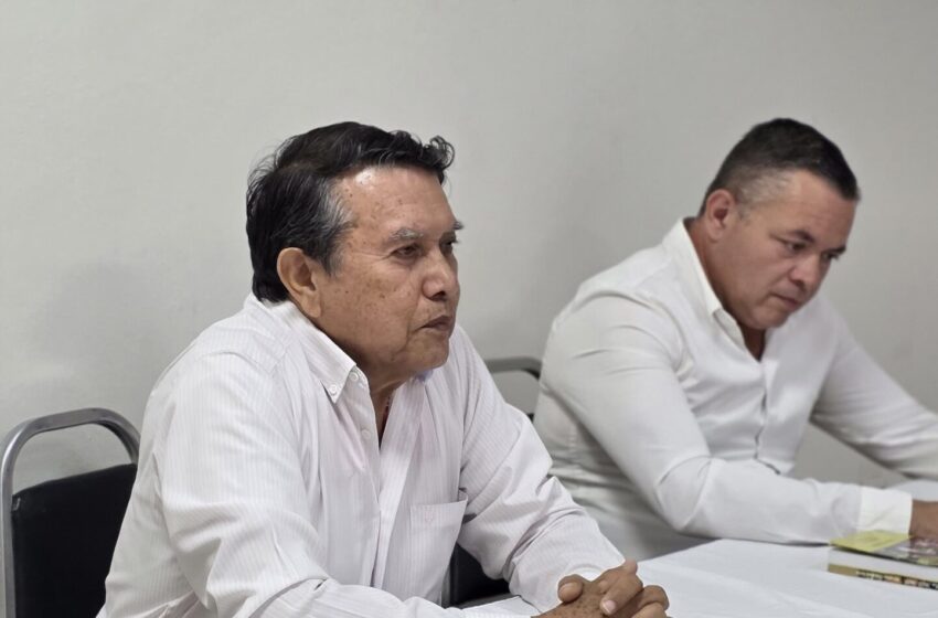 Nicolás Vidales Soto presenta «El Tesoro de los Laureanos» en el Archivo Histórico de Mazatlán