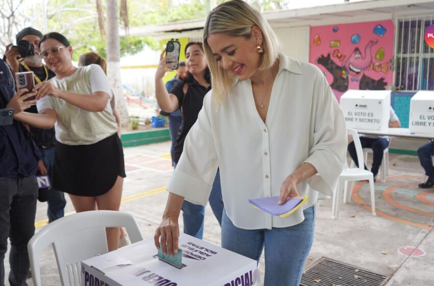  Estrella Palacios ejerce su voto y destaca jornada democrática