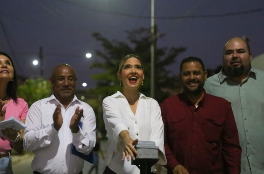  Mazatlán Brilla y se iluminan colonias y avenidas