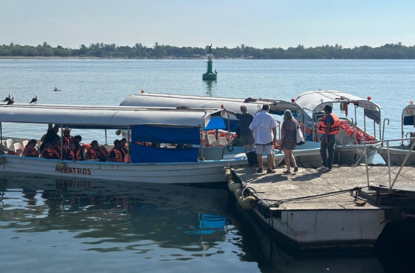  Lancheros de la Isla de la Piedra reportan repunte del 30% en pasaje