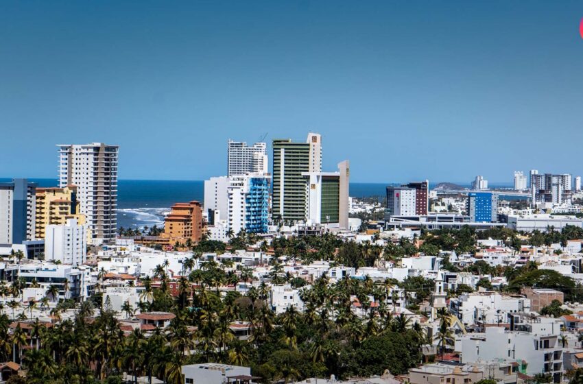  Mazatlán deja de cobrar millones por desplome inmobiliario